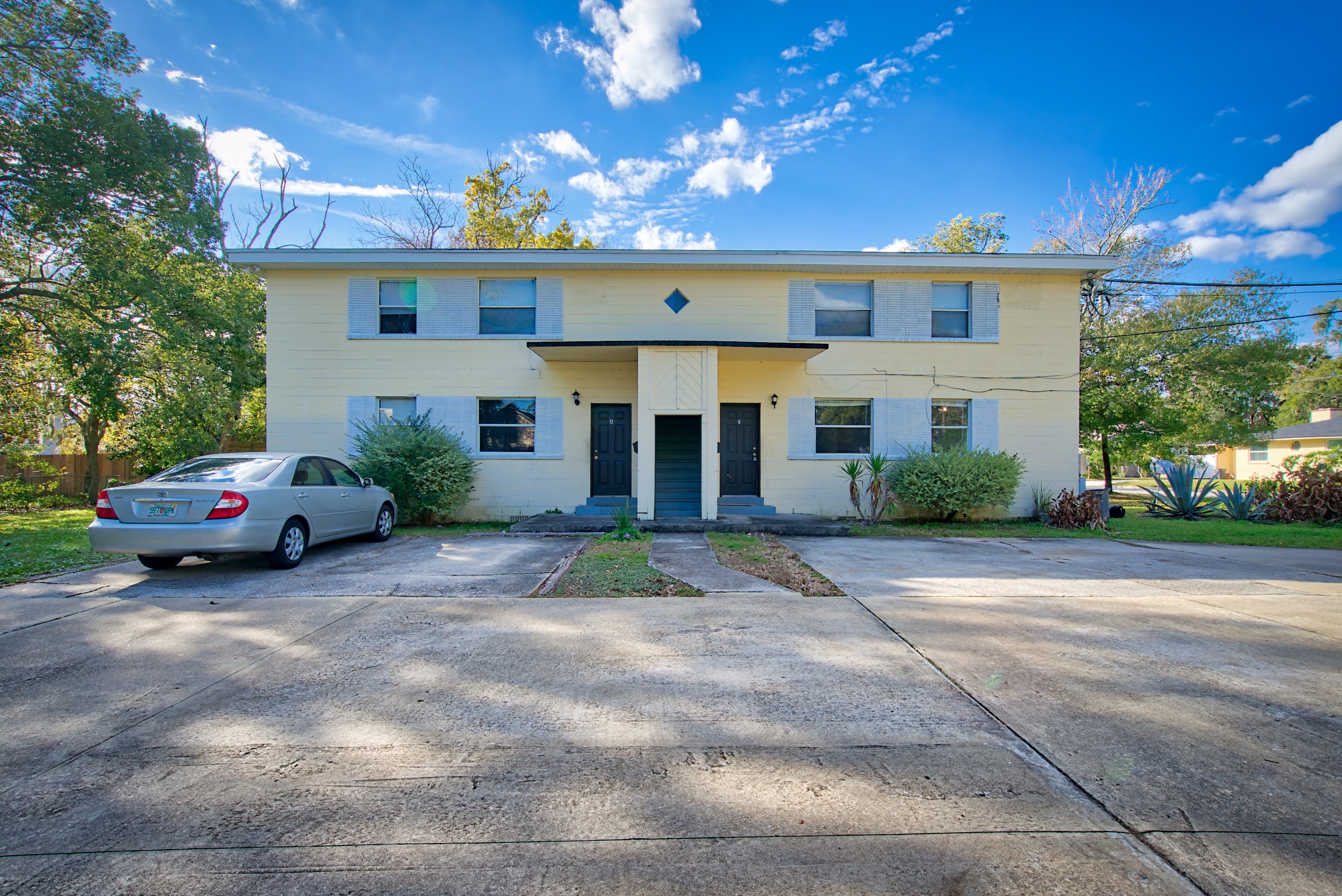 2036 Inwood Terr - B